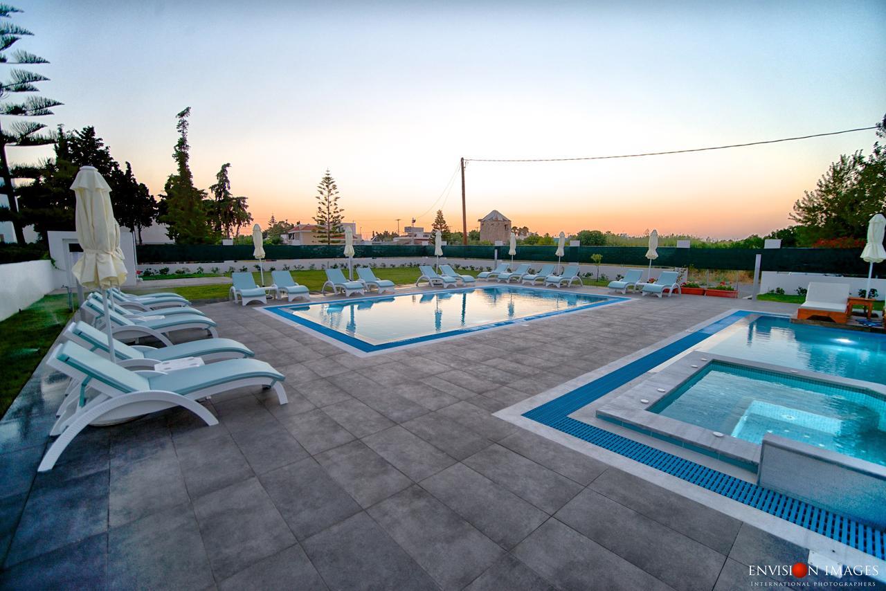 Frosini Hotel Lambi  Exterior photo
